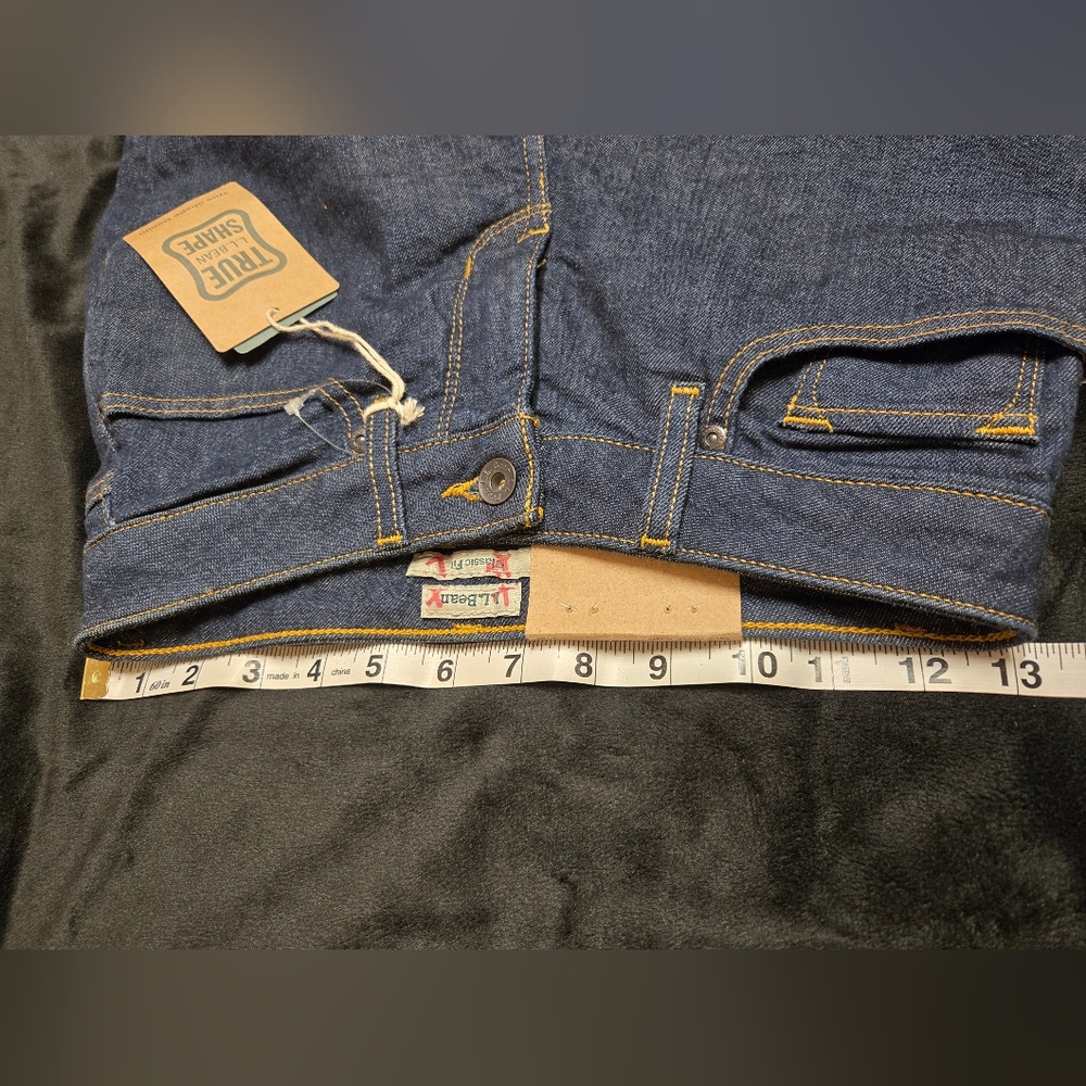 L.L Bean True Shape Fleece Lined Denim Jeans Womens Size 2P - Picture 9 of 9